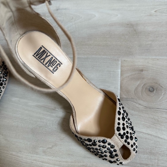 MIX NO. 6 • Stilettos - Size 7.5 - Picture 15 of 16